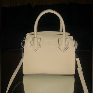 Women’s Guess Purse